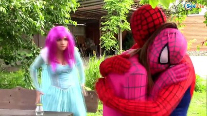 Superheroes in Real Life Spiderman w/ Pink Girl vs Deadpool - Frozen Elsa Got Rainbow Hair