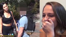 Elle demande à une fille de piéger son mec pour savoir s'il est fidèle... Mais elle était très loin de se douter de ce q