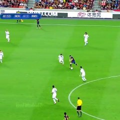 Cristiano Ronaldo to Leo Mess : "Move bitch, get out the way"
