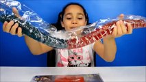 Super Sour Giant Gummy Worm Giant Gummy Tongue Candy & Sweets Review.
