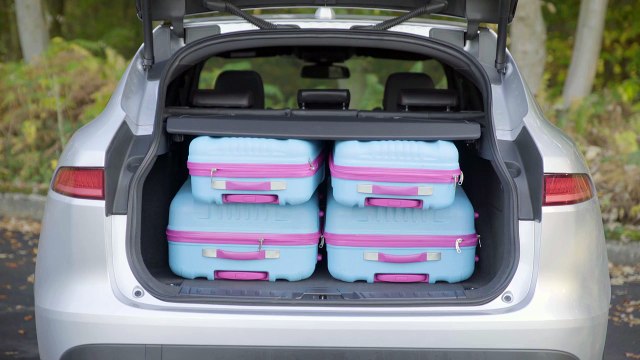 Jaguar F-Pace 2017 SUV practicality review _ Mat Watson Reviews-9PjoHygLxoA