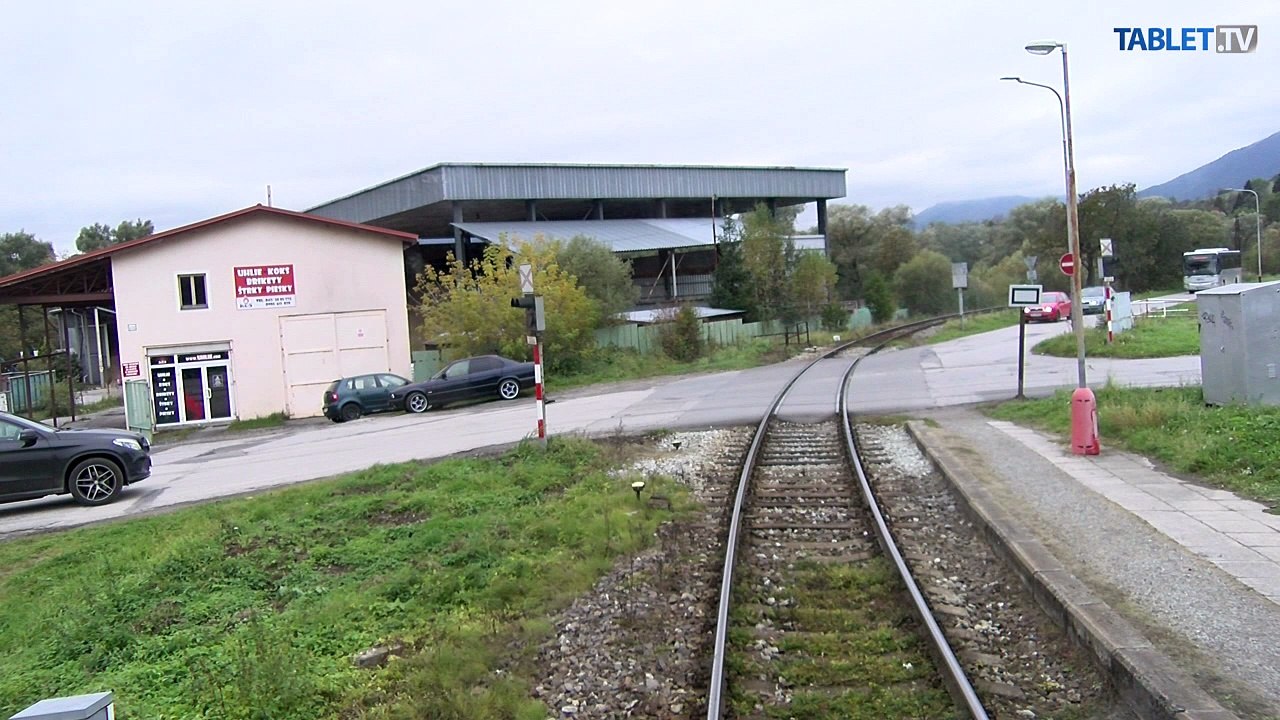 UNIKÁTNY VLAKOVÝ VIDEOPROJEKT: Z Oravského Podzámku do Kraľovian