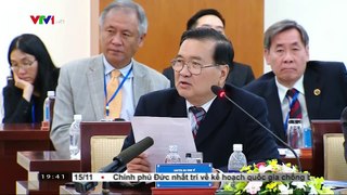 Thủ tướng Nguyễn Xuân Phúc gặp chuyên gia, trí thức và doanh nhận Việt kiều