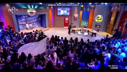 3 Adam Ekrem'in Gülmekten Yerlere Yatıracağı Skeci