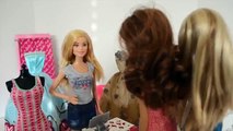 Barbie Leticia Escolhendo Vestido para Festa da Gravidez e do Ken!!! Em Portugues Parte 43