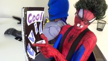 Spiderman vs Frozen Elsa Nerdy Spiderman Meets Nerdy Elsa w Joker Batman Funny Superheroes