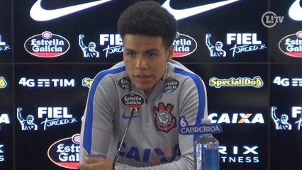 Télécharger la video: Marquinhos Gabriel quer vaga na Liberta para amenizar temporada sem título no Corinthians