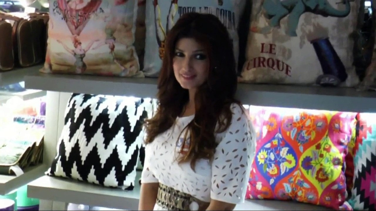 Twinkle says ‘Dangerous to drink coffee with Karan’