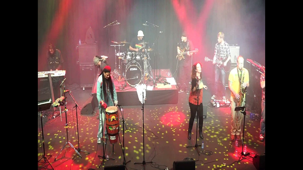 Anthony John met Dreadless - 12-11-2016 Reggae T Festival Bergen op Zoom