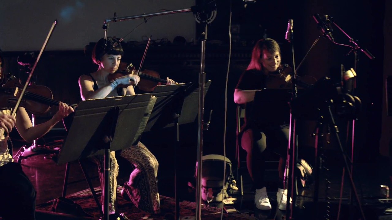 The Last Shadow Puppets "Les Cactus"