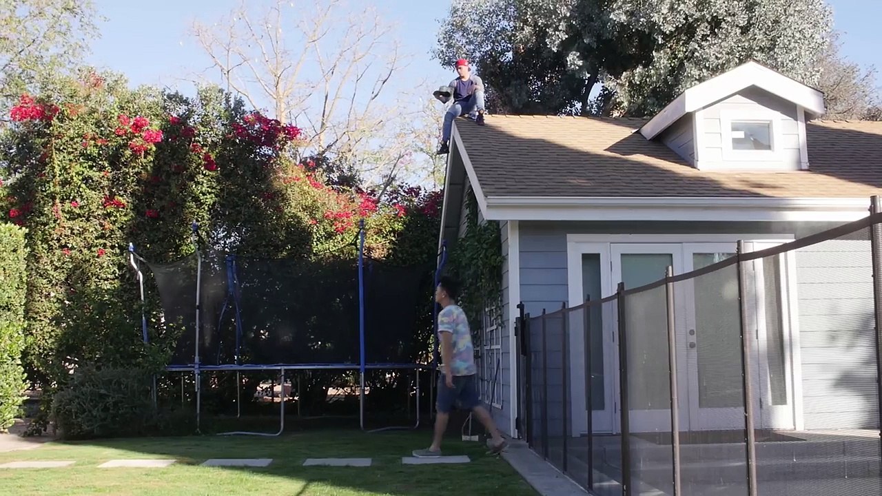 EPIC HAT TRICK SHOTS 2!