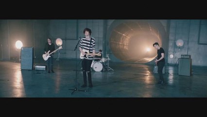 Sosyal medya fenomeni Bry ilk albümünü piyasaya sürdü