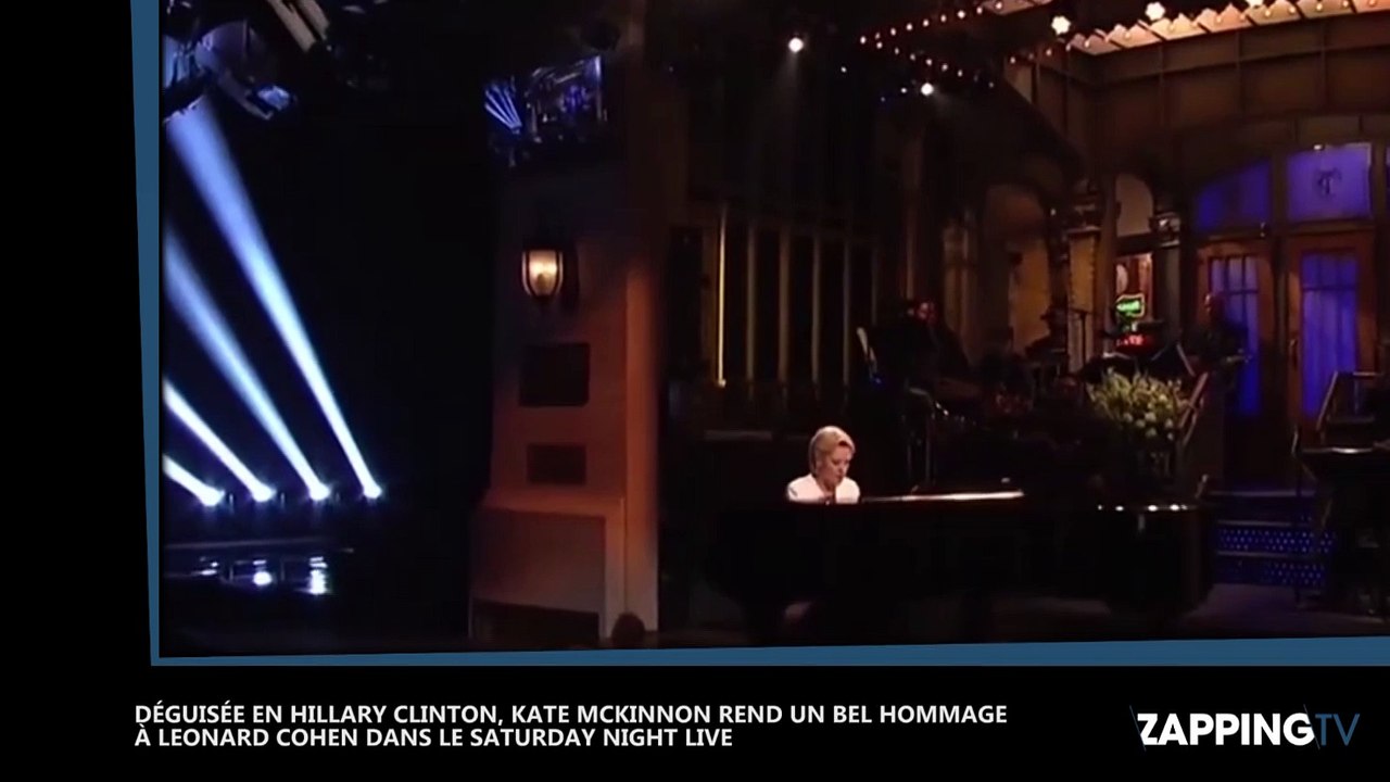 Hillary Clinton reprend "Hallelujah" en hommage à Leonard Cohen (Vidéo)