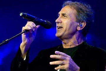 Στα ψηλά τα παραθύρια ----- Γιώργος Νταλάρας