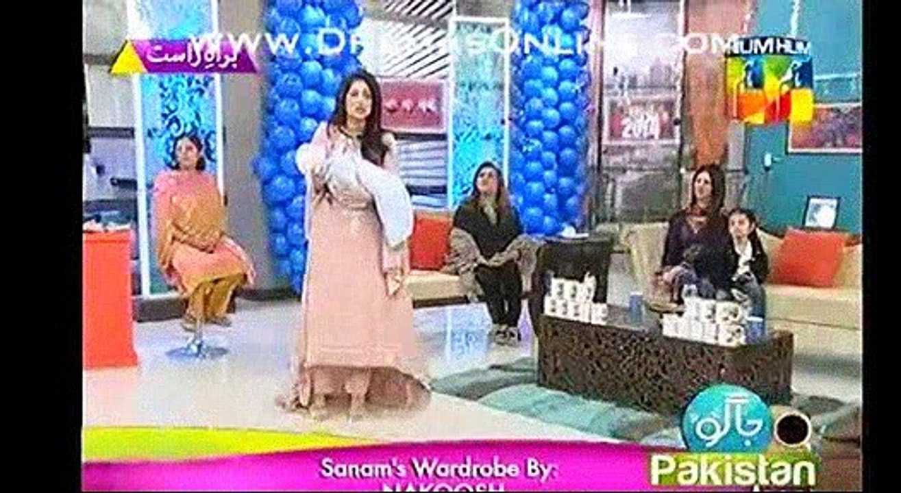 Sanam Jang Live Show Mai Bachy K Sath A Gai Dakhy Kaise Bachy Ko Sanbhal Rahi Hai