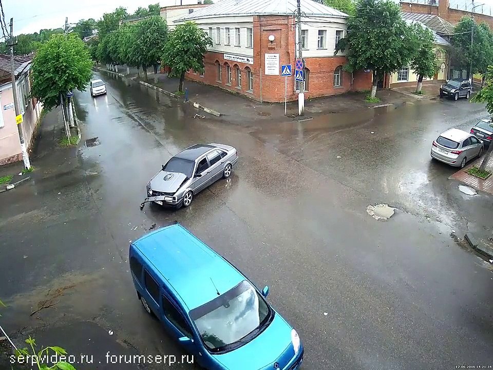 Voici comment on rédige un constat après un accident en Russie