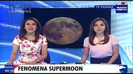 Warga Abadikan Fenomena Supermoon