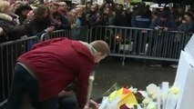 Após um ano dos atentados de Paris, França faz várias homenagens para lembrar os 130 mortos