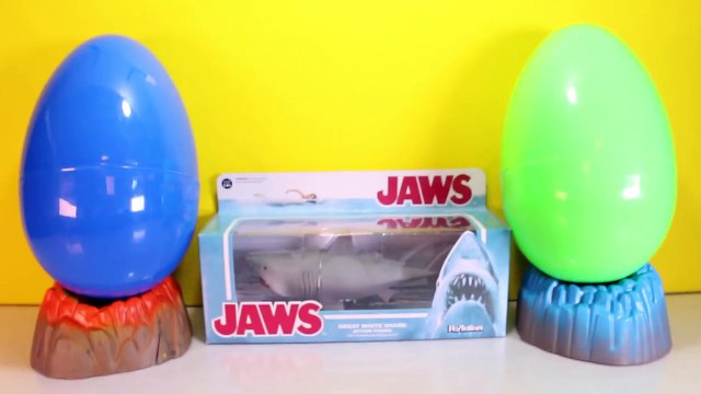 JAWS Shark Toy BONUS Surprise Shark Eggs filled with Sharks, Toys Sea Animals-MK75e1cCJJY