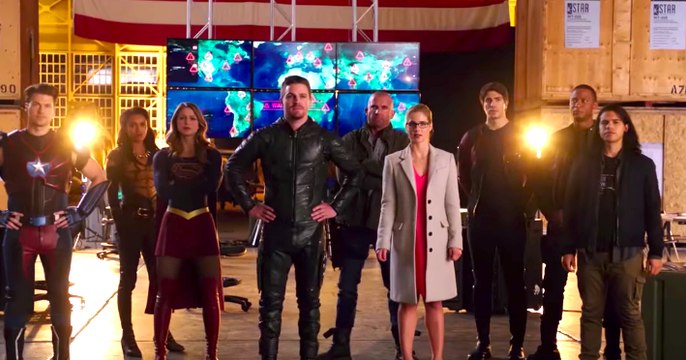 SUPERGIRL/The FLASH: Heroes Vs. Aliens Trailer - The CW Four Night Crossover Event [Full HD,1080p]