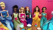 Disney Princess Dolls Playing - Face Painting Fun! Frozen Dolls Videos, Elsa And Anna.-oiMsZj_VNQo