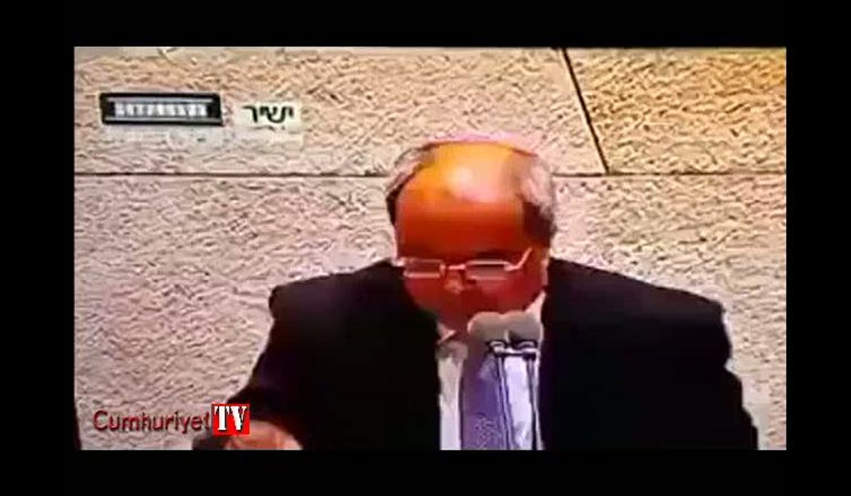 İsrail parlamentosunda ezanlı protesto