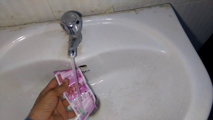 2000 New note VS Water (Waterproof Testing)