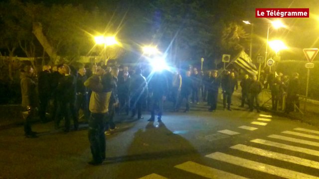 Arzon (56). La manifestation anti-migrants dégénère