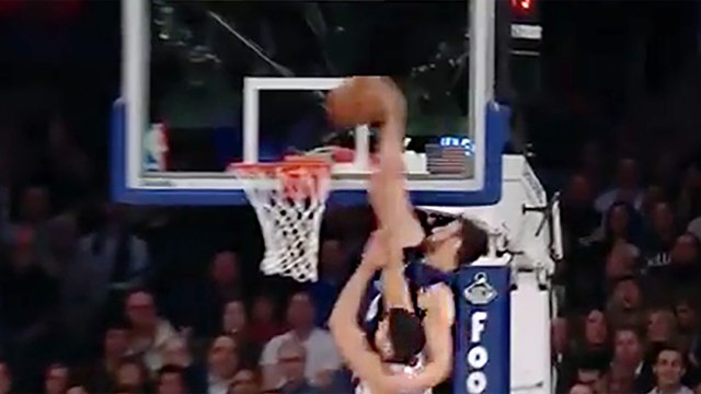 Watch Seth Curry's Sick Alley Oop Pass To Andrew Bogut