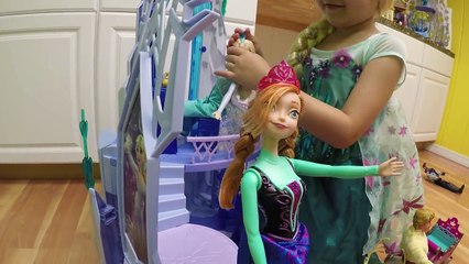 GIANT Frozen Elsas Ice Palace Castle Huge Egg Surprise Opening Frozen Toys Kristoff & Anna Doll