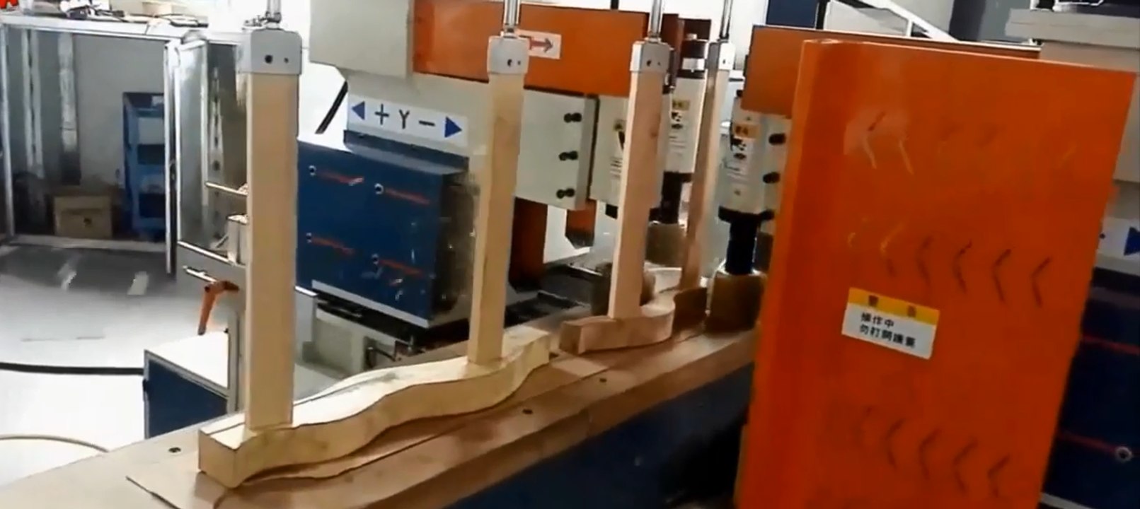 MÁY PHAY CHÉP HÌNH CNC GIÁ RẺ TẠI TPHCM