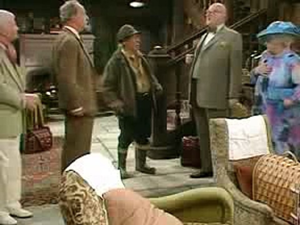 Grace n Favour Are You Being Served Again S1E1