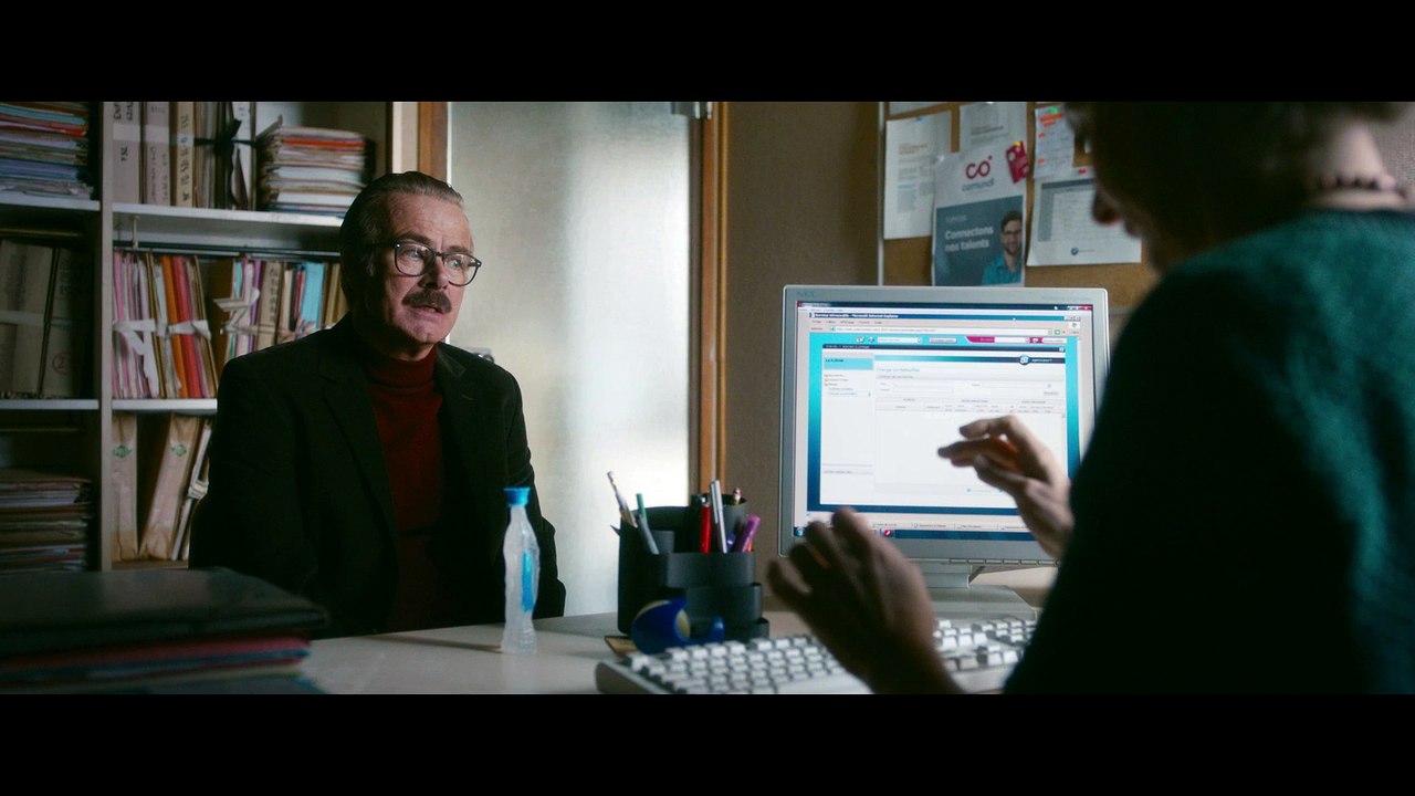 LES TETES DE L'EMPLOI - Extrait "Bogue" [Franck Dubosc]