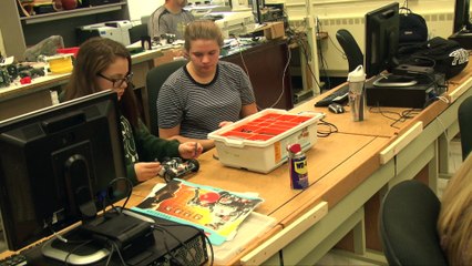 News Story - Law's All-Female Robotics Class