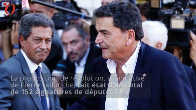 La proposition de destitution de François Hollande examinée fin novembre