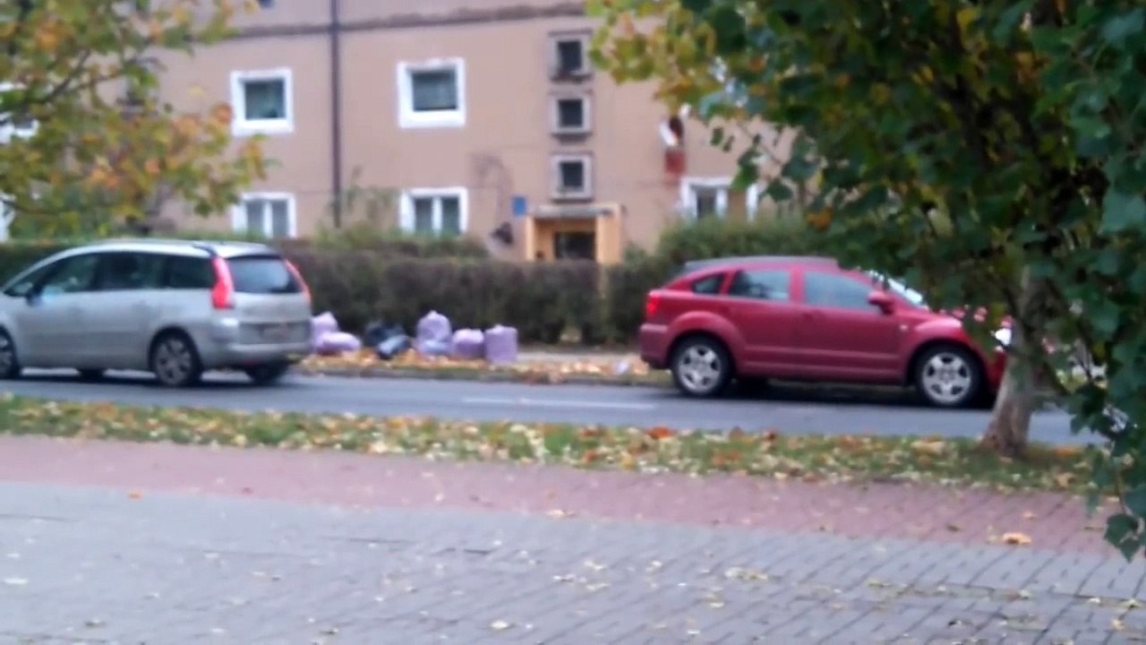 Quand tu essaies de remorquer ta voiture en marche arrière... Raté!