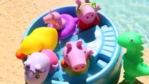 Peppa Pig Bath Squirters Pool Party with George, Dinosaur and Suzy Sheep DisneyCarToys