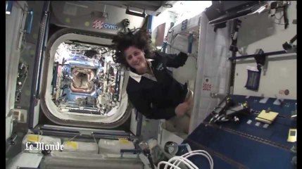 Download Video: Laboratoires, toilettes, chambres à coucher... visite guidée de l'ISS