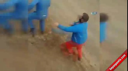 Ralli aracı defalarca takla attı