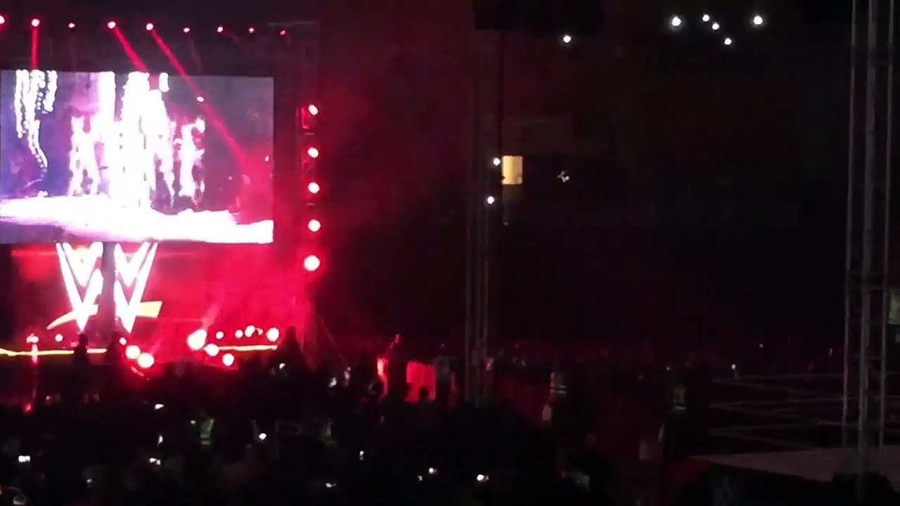 Kane vs Big Show India