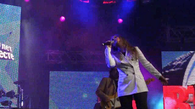 ВИА Здравствуй, песня - Синий иней ( Дискотека 80-х Авторадио 2011, Санкт-Петербург)