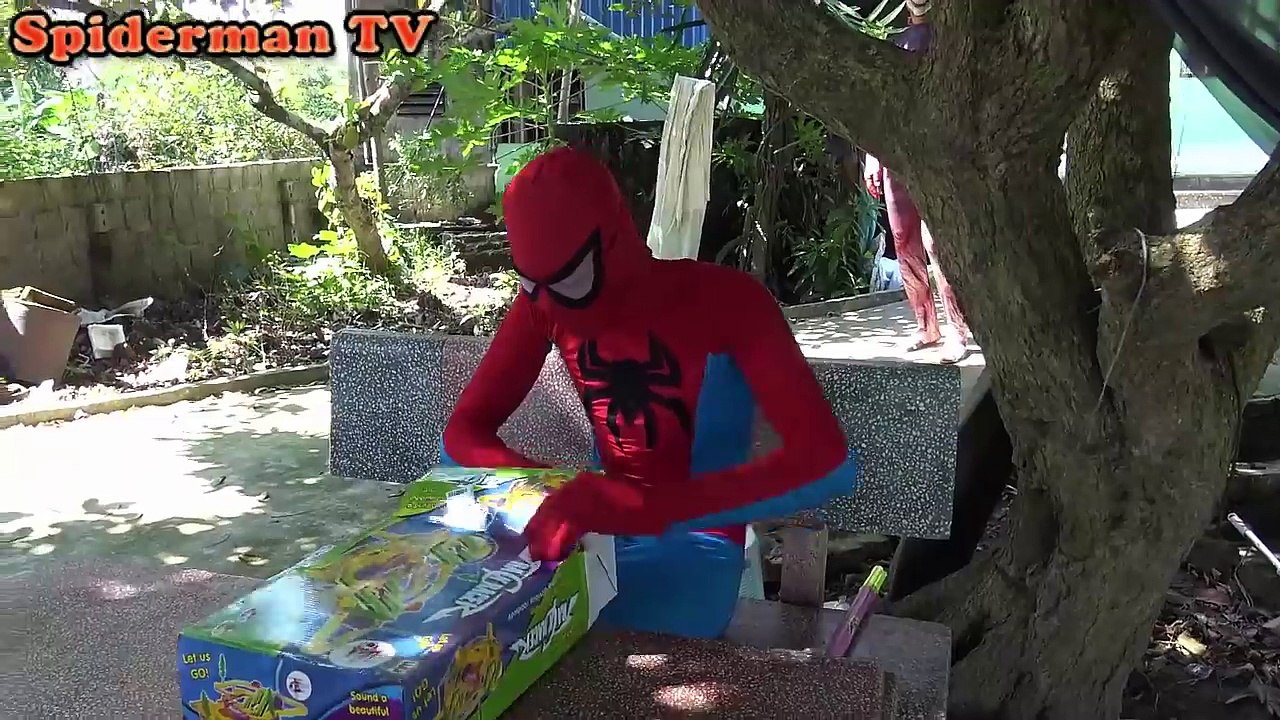 Orange Spiderman vs treasure sword Frozen Elsa vs Catwoman devil Spiderman, maleficent superheroes