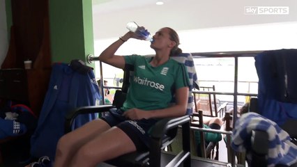 The mannequin challenge England womens