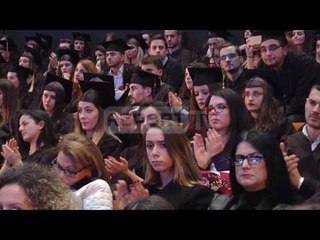 Report TV - Grupi Eurosig vijon traditën, bursa  prestigjioze studentëve të ekonomikut