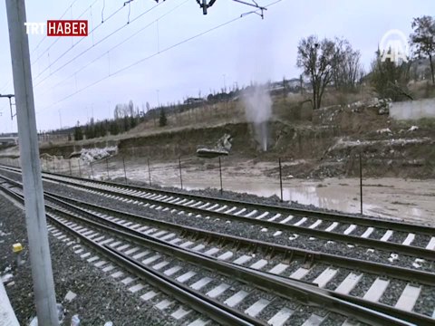 Başkentray çalışması sırasında doğalgaz borusu delindi