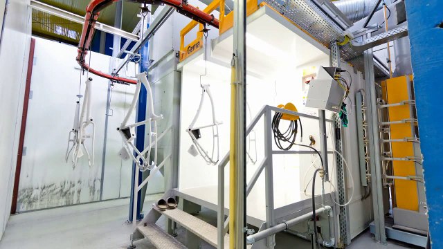 Application-poudrage-automatique-Vélos-GEMA-KAT-SYSTEMES