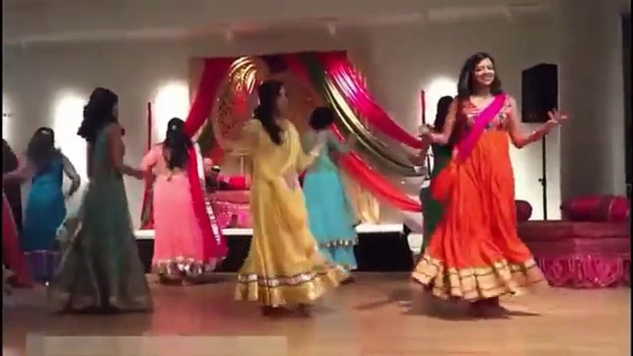 Pakistani Wedding Beautiful Girls Best DANCE   Medly Of Songs