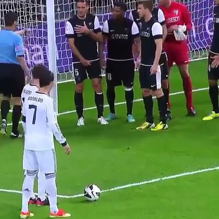 Cristiano Ronaldo Free Kick inside the Box