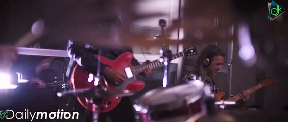 Γιώργος Δημητριάδης & Οι Μικροί Ήρωες - Ώρα Σελήνης (Official Video Clip)