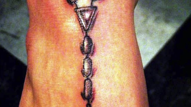 Modèles tatouage chapelet